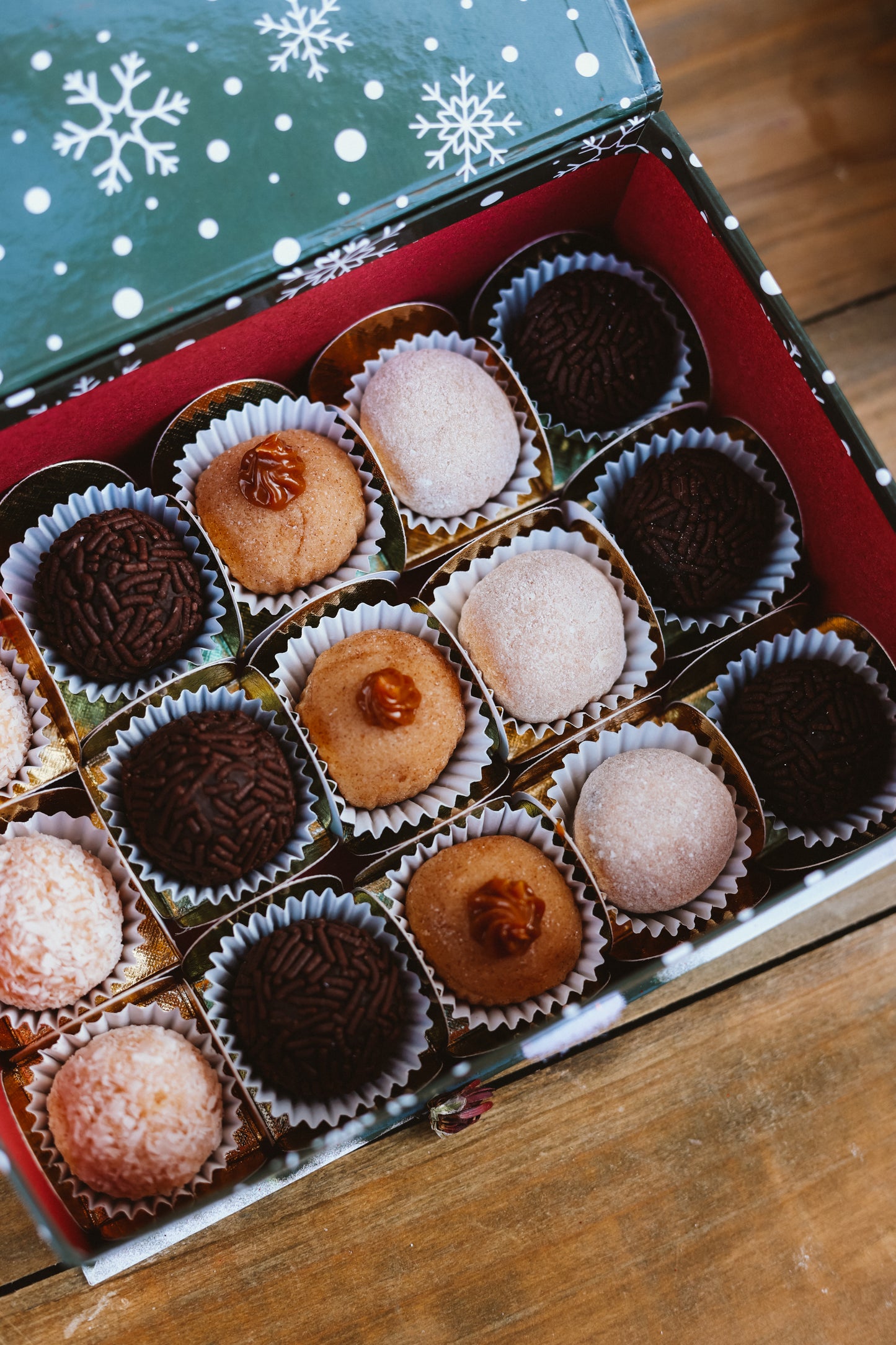 Brigadeiro Box – 15 Count (Holiday Preorder)